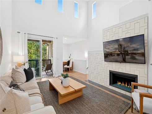 108 Jadestone , Irvine, CA