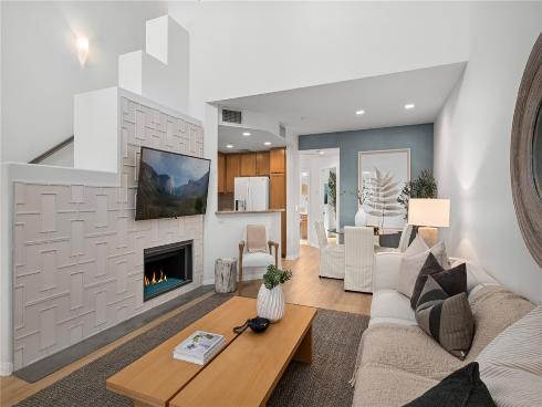 108 Jadestone , Irvine, CA