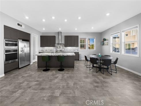 115  Frame  , Irvine, CA