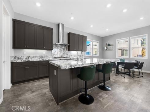 115  Frame  , Irvine, CA