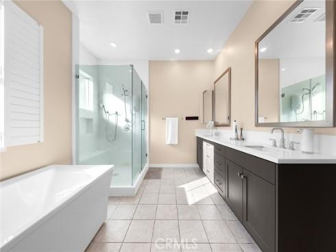 115  Frame  , Irvine, CA