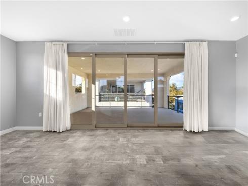 115  Frame  , Irvine, CA