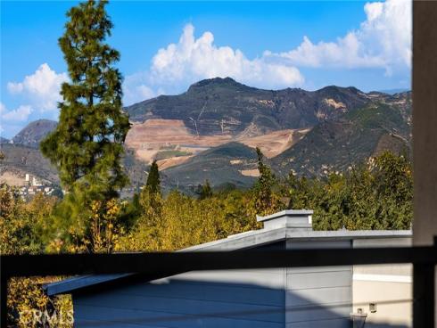 115  Frame  , Irvine, CA