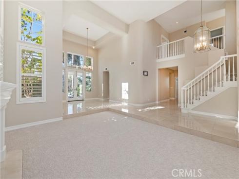 8  Nidden  , Irvine, CA