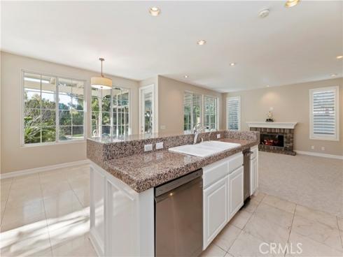 8  Nidden  , Irvine, CA