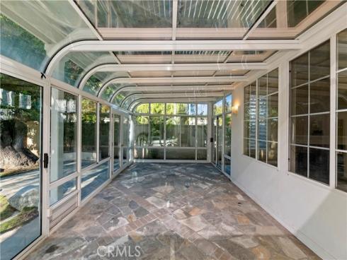 8  Nidden  , Irvine, CA