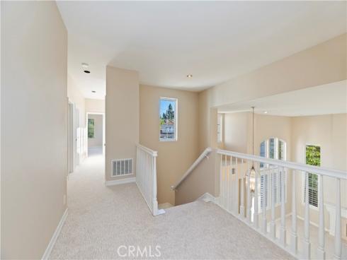 8  Nidden  , Irvine, CA