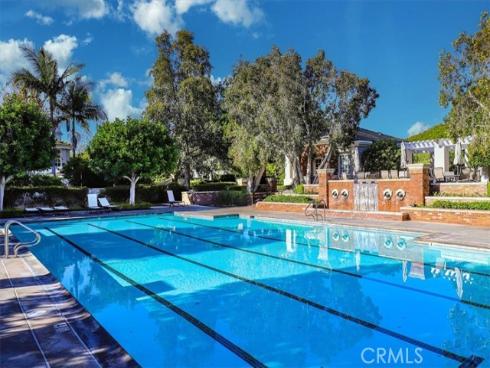 8  Nidden  , Irvine, CA