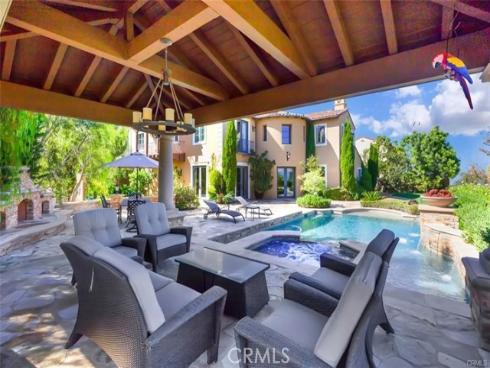 21  Ridgeview  , Irvine, CA