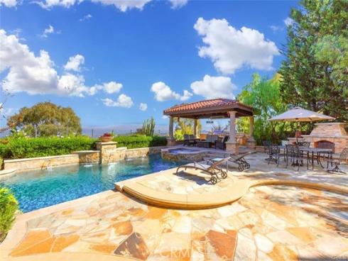 21  Ridgeview  , Irvine, CA