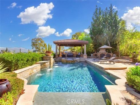 21  Ridgeview  , Irvine, CA