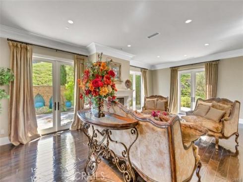 21  Ridgeview  , Irvine, CA