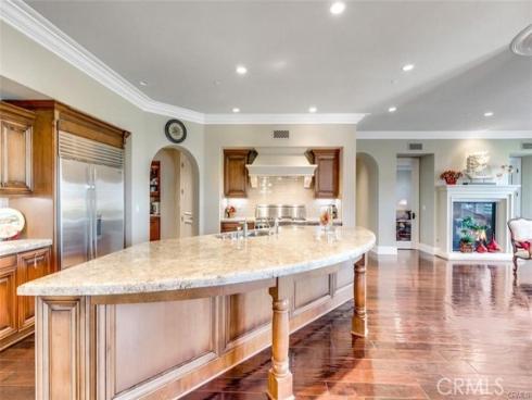 21  Ridgeview  , Irvine, CA