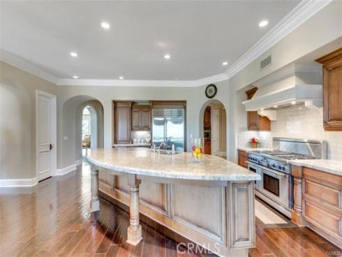 21  Ridgeview  , Irvine, CA