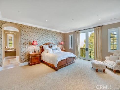 21  Ridgeview  , Irvine, CA