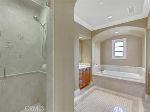 21  Ridgeview  , Irvine, CA