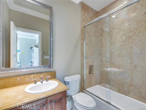 21  Ridgeview  , Irvine, CA