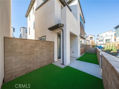 322  Proctor  , Irvine, CA