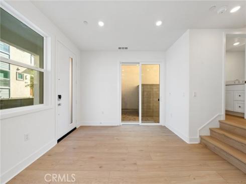 322  Proctor  , Irvine, CA