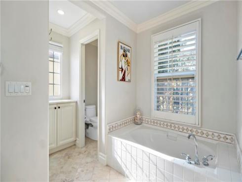 19  Inglenook  , Irvine, CA