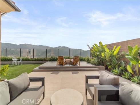 115 Sky Hts , Irvine, CA