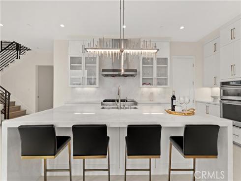 115 Sky Hts , Irvine, CA