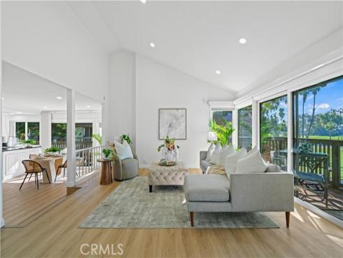 19  Las Brisas  10 , Irvine, CA