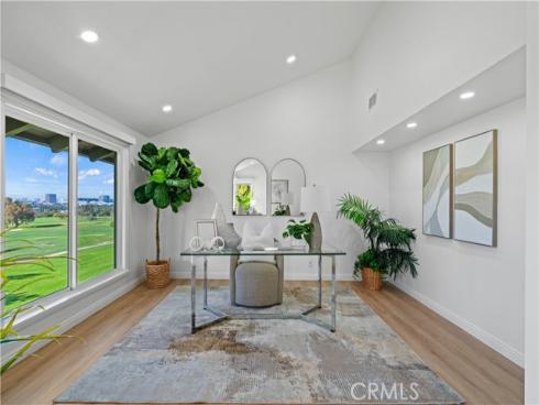 19  Las Brisas  10 , Irvine, CA