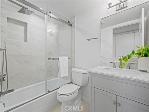 19  Las Brisas  10 , Irvine, CA