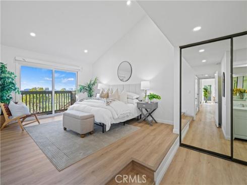 19  Las Brisas  10 , Irvine, CA