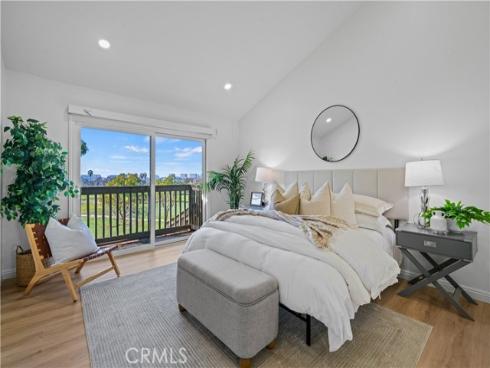 19  Las Brisas  10 , Irvine, CA