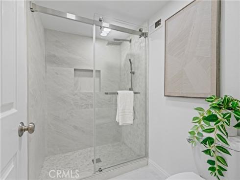 19  Las Brisas  10 , Irvine, CA