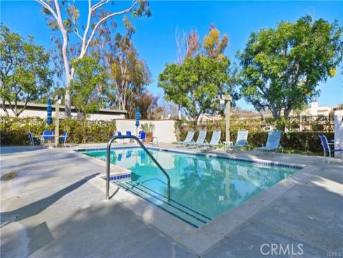 19  Las Brisas  10 , Irvine, CA