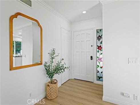 19  Las Brisas  10 , Irvine, CA