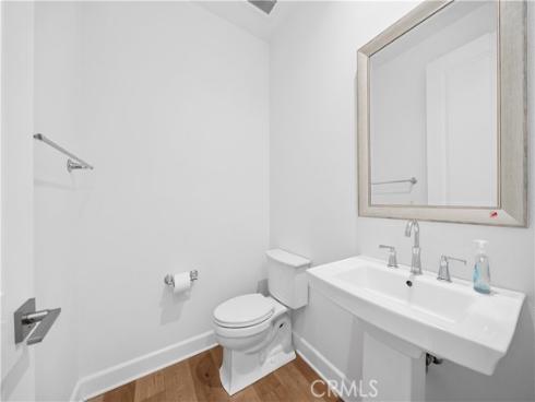 67  Runner  , Irvine, CA