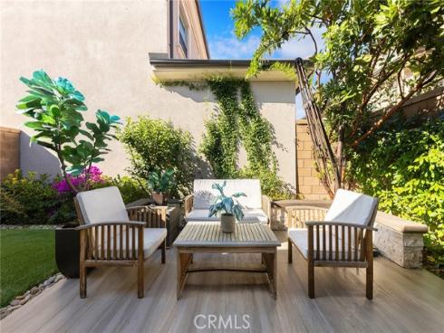 67 Runner , Irvine, CA