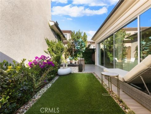 67 Runner , Irvine, CA