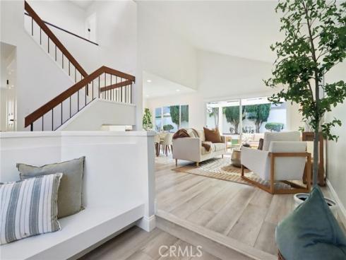 27  New Meadow  , Irvine, CA