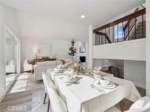 27  New Meadow  , Irvine, CA