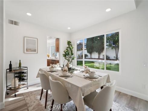 27  New Meadow  , Irvine, CA