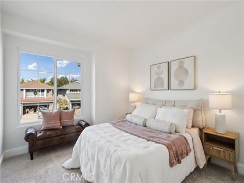 27  New Meadow  , Irvine, CA