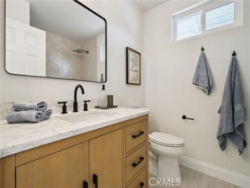 27  New Meadow  , Irvine, CA