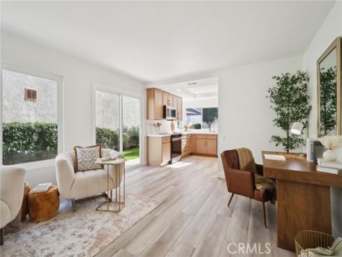 27  New Meadow  , Irvine, CA