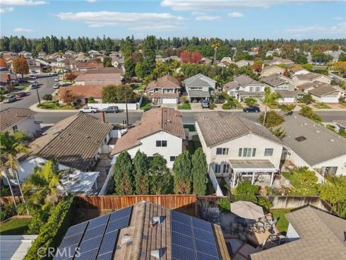 27  New Meadow  , Irvine, CA