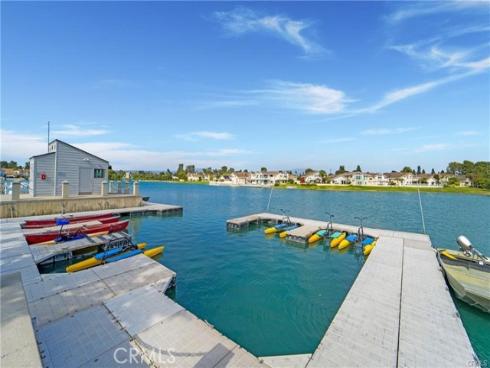 27  New Meadow  , Irvine, CA