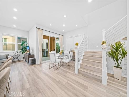 119  Glance  , Irvine, CA