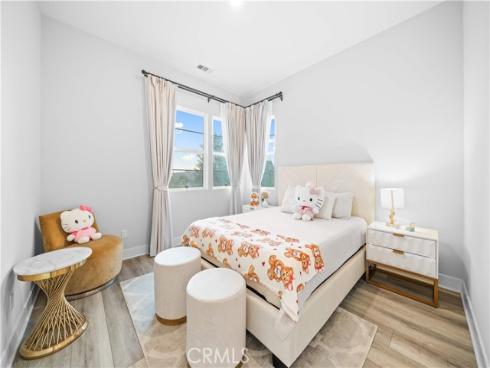 119  Glance  , Irvine, CA