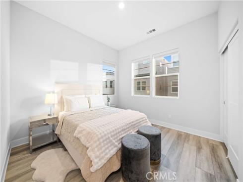 119  Glance  , Irvine, CA