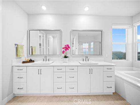 119  Glance  , Irvine, CA