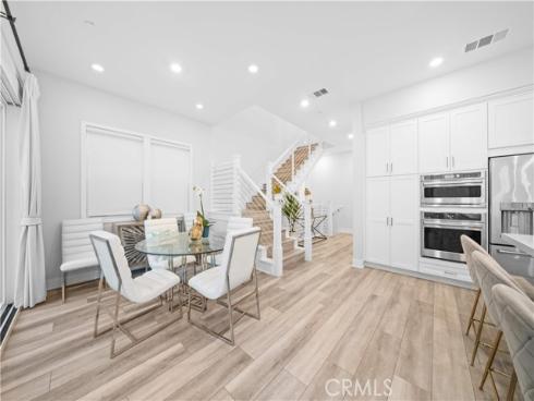 119  Glance  , Irvine, CA